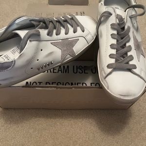 Women’s Golden Goose Super-Star Classics